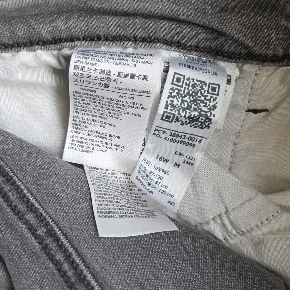 Levi's Women's High Rise Gray Jeans - Picture 10 of 12
